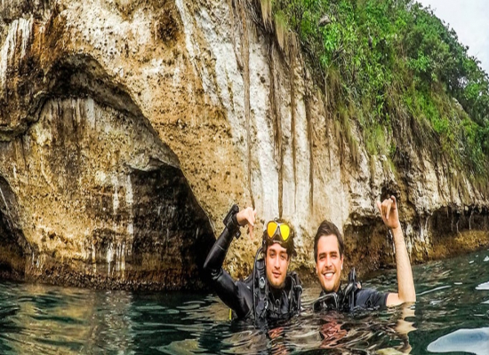 SCUBA DIVE AT LOS ARCOS